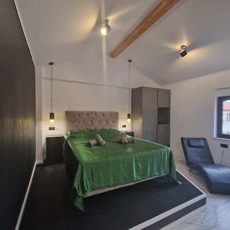 Apartman Oli 1 Пореч Экстерьер фото
